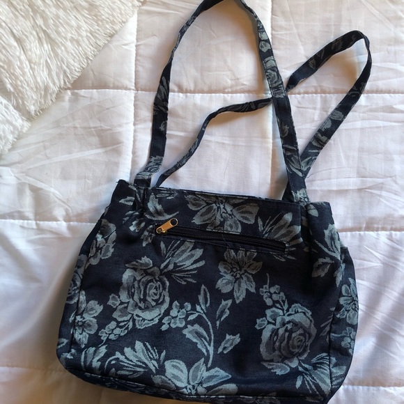 BRAND NWOT Floral denim bag - Picture 2 of 5